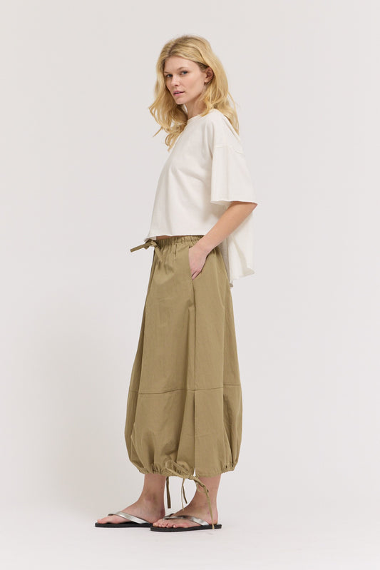 Loose Sleeve Boxy Tee