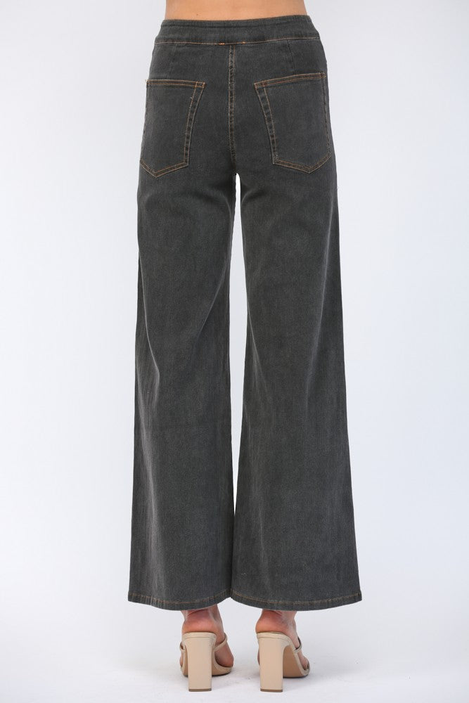 Wide Leg Jeans with Seam Detail Black