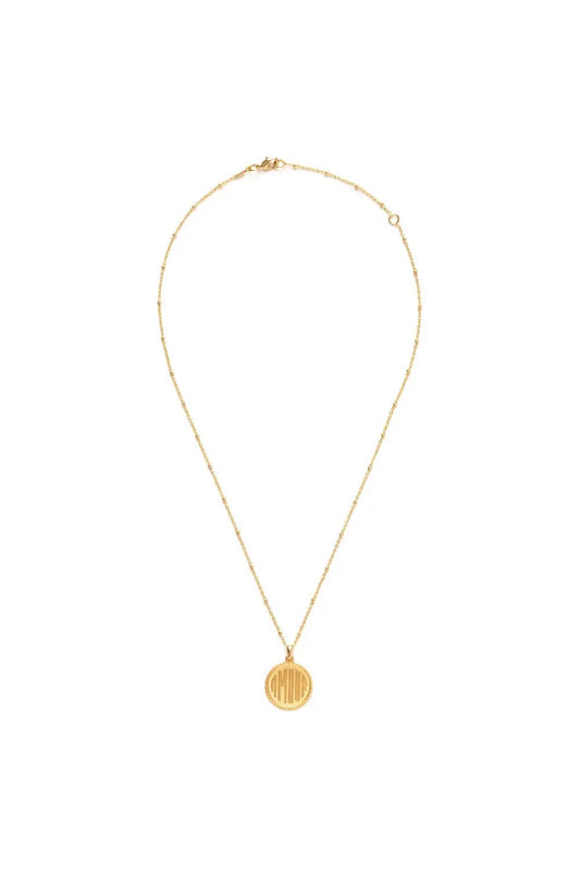 Amour Medallion
