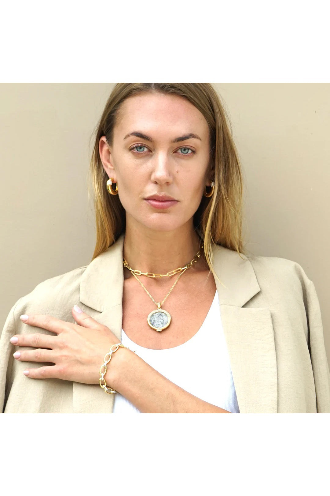 Gold Two-Tone Ravelle Thin Hammered Chain Bracelet