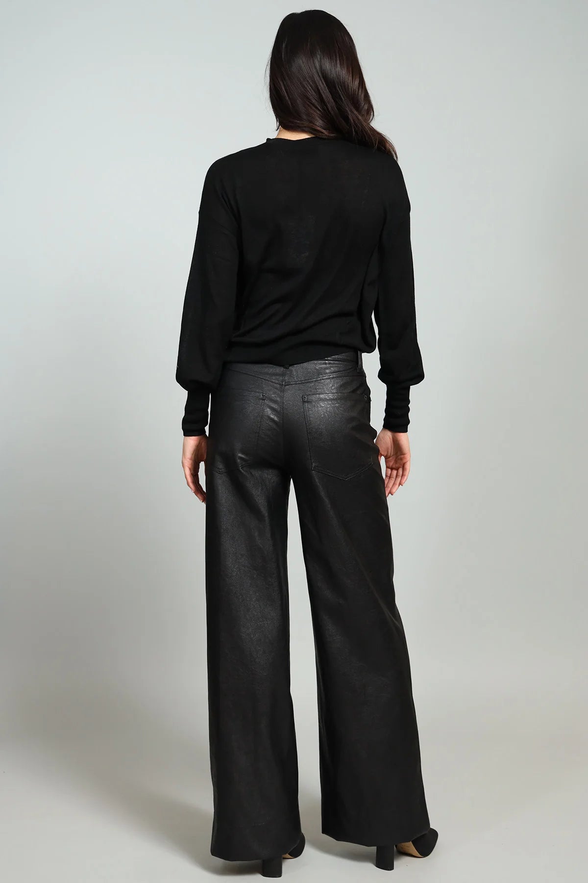 Erin Keyhole Sweater