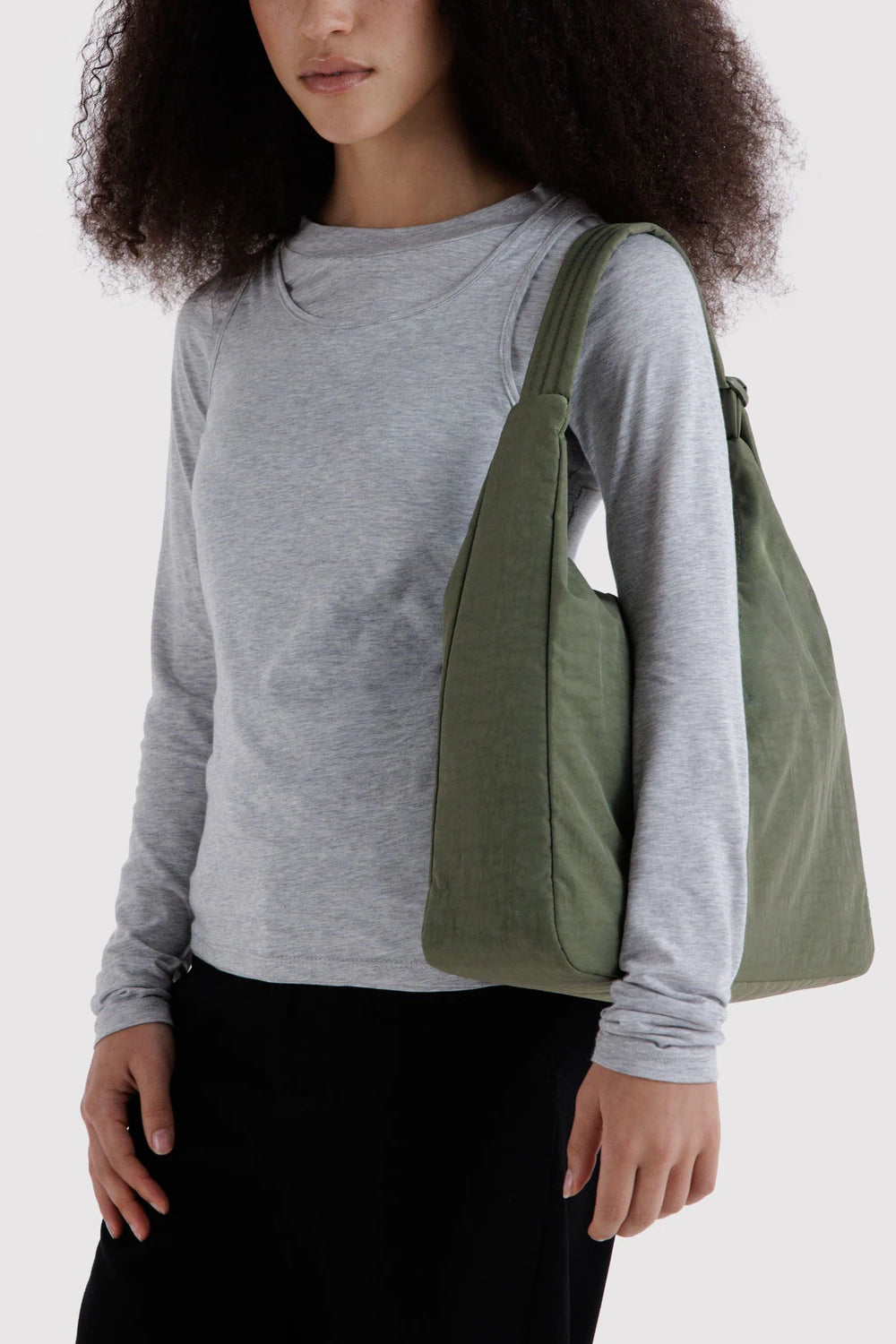 Nylon Shoulder Bag Caper