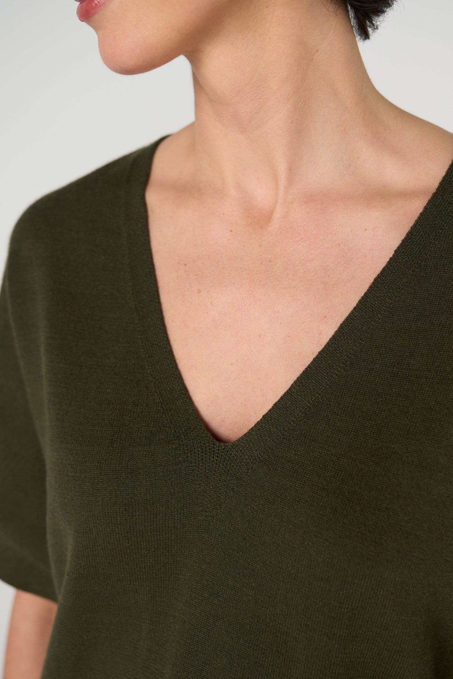 Dolman Sweaters with Step Hem Hunter Green