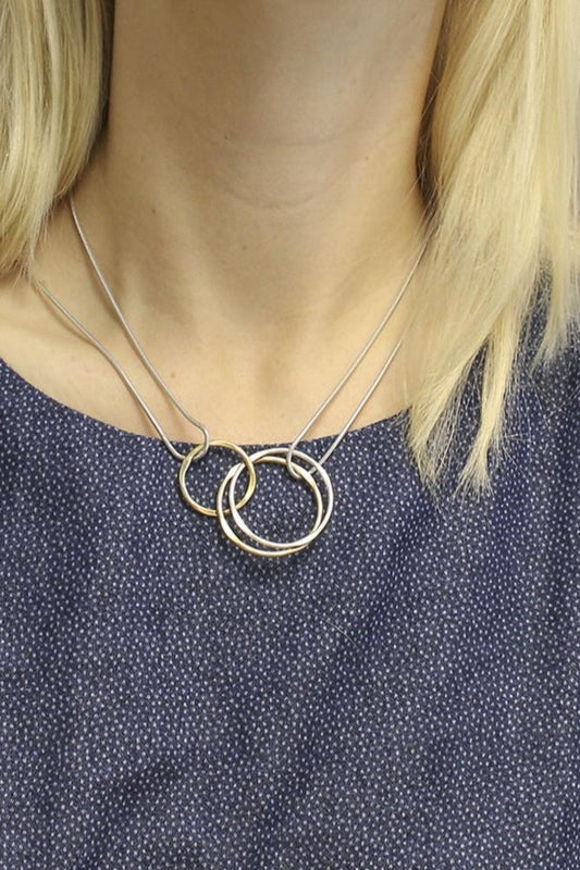 Interlocking Hammered Rings Necklace