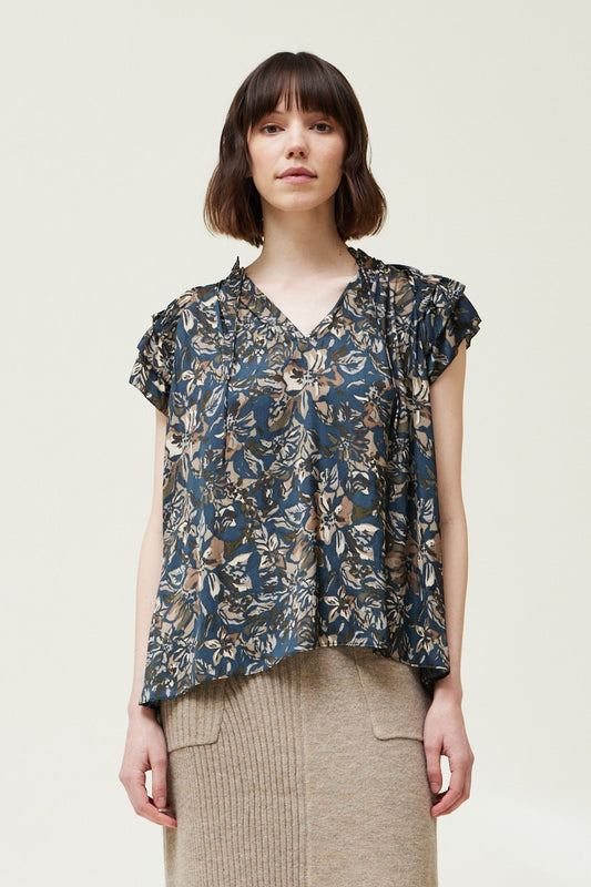 Floral Print Ruffle Sleeve Blouse