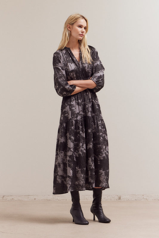 3/4 Sleeve Tiered Midi Dress