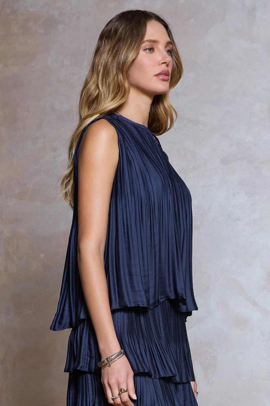 Pleated Sleeveless Cropped Top