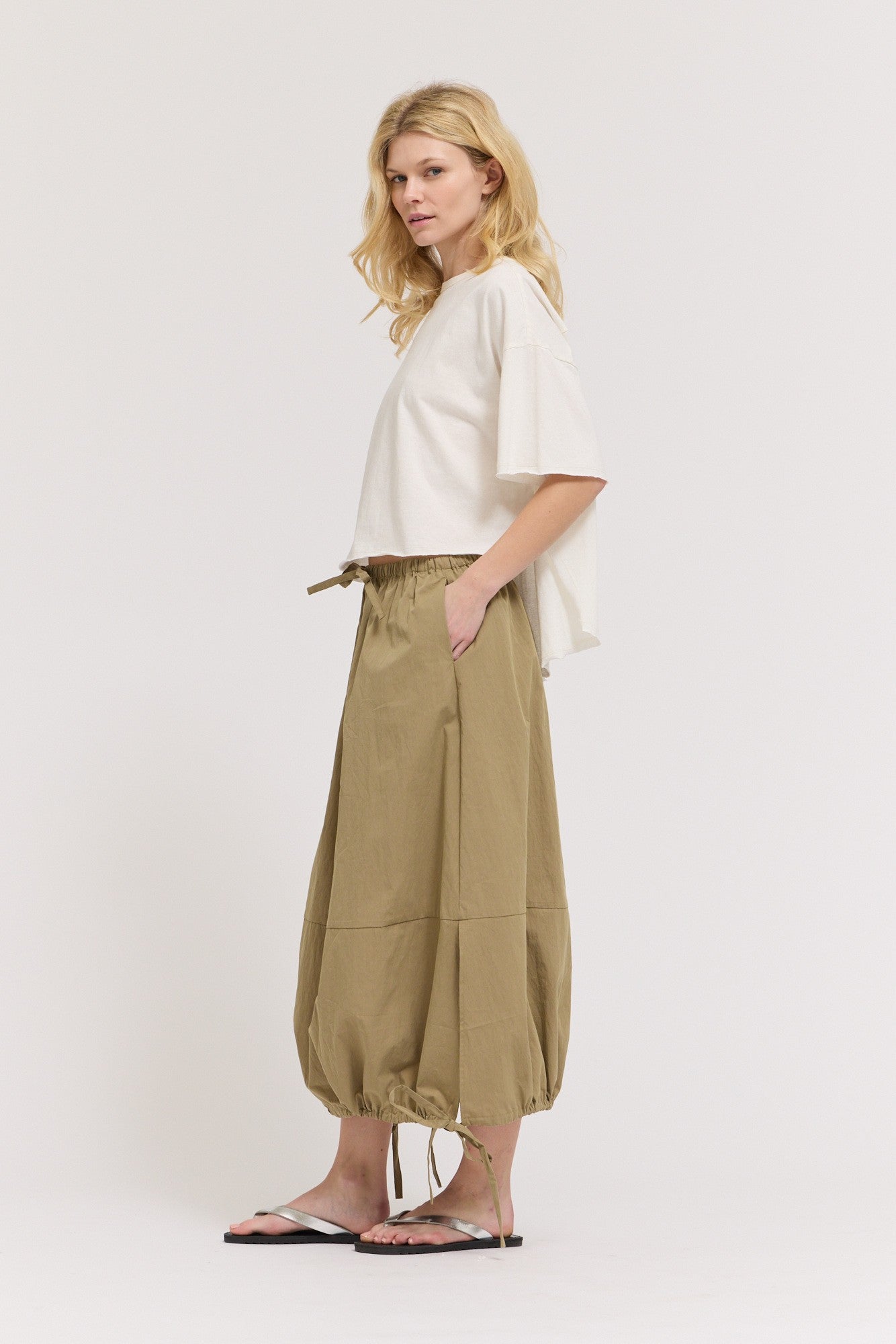 Loose Sleeve Boxy Tee
