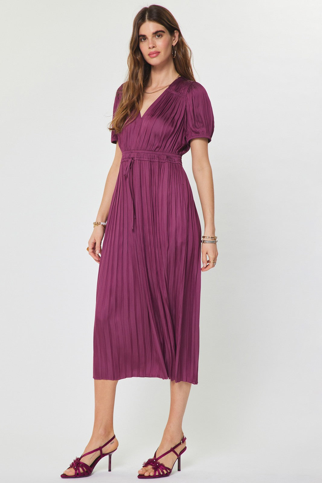Pleated V-Neck Short Sleeve Midi Dress