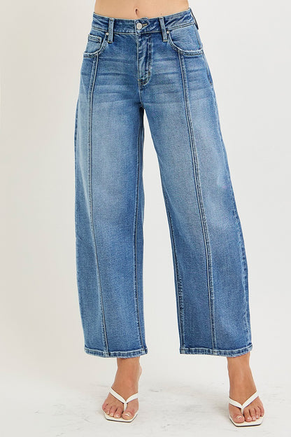 Cropped Barrel Jeans With Seam Details