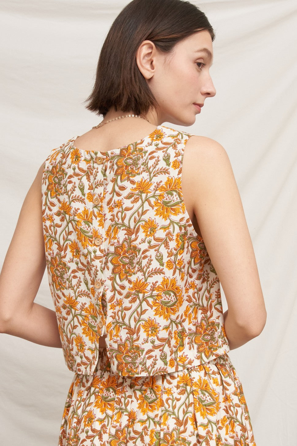 Sleeveless Floral Print Top