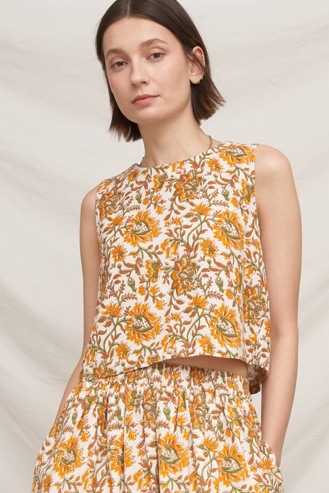Sleeveless Floral Print Top