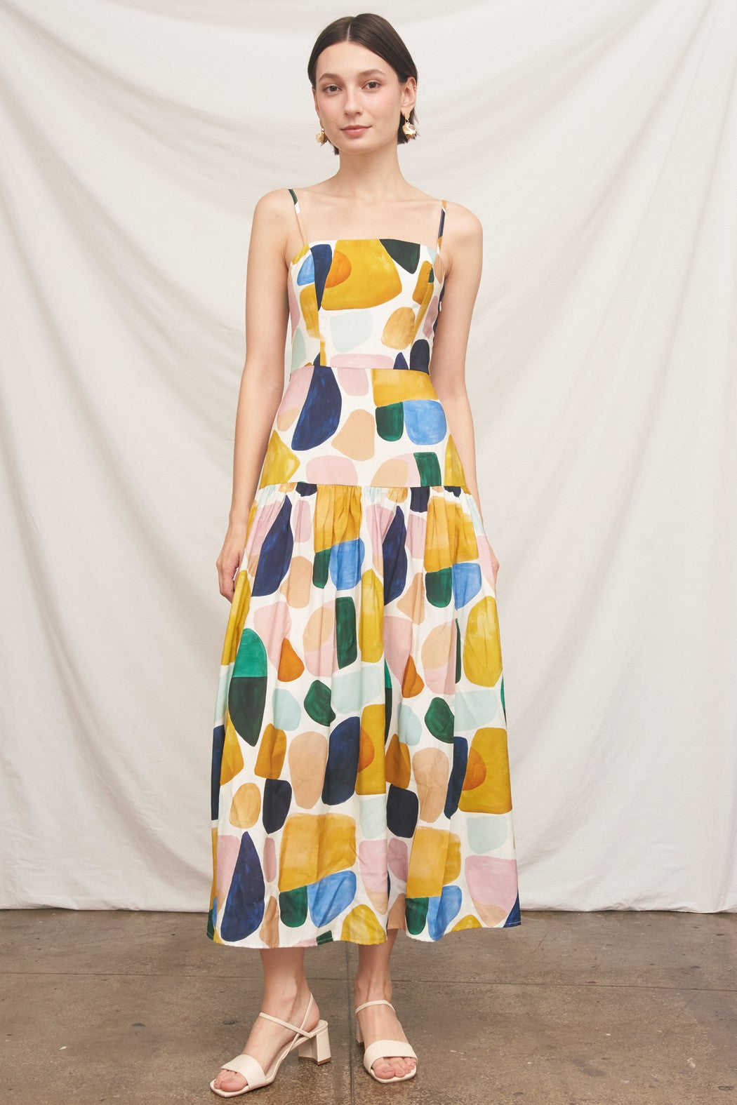 Abstract Print Tiered Maxi Dress