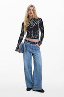 Vase Silhouettes Top