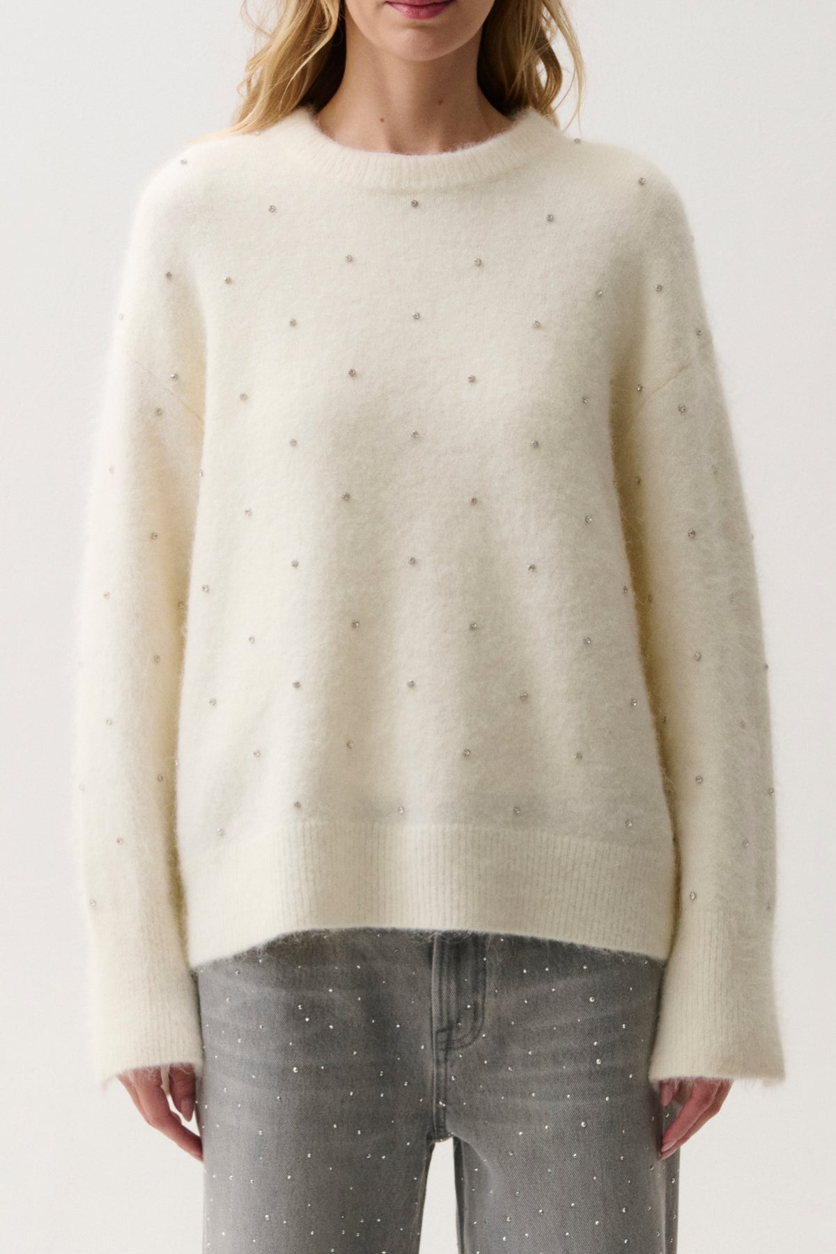 WINTER WHITE