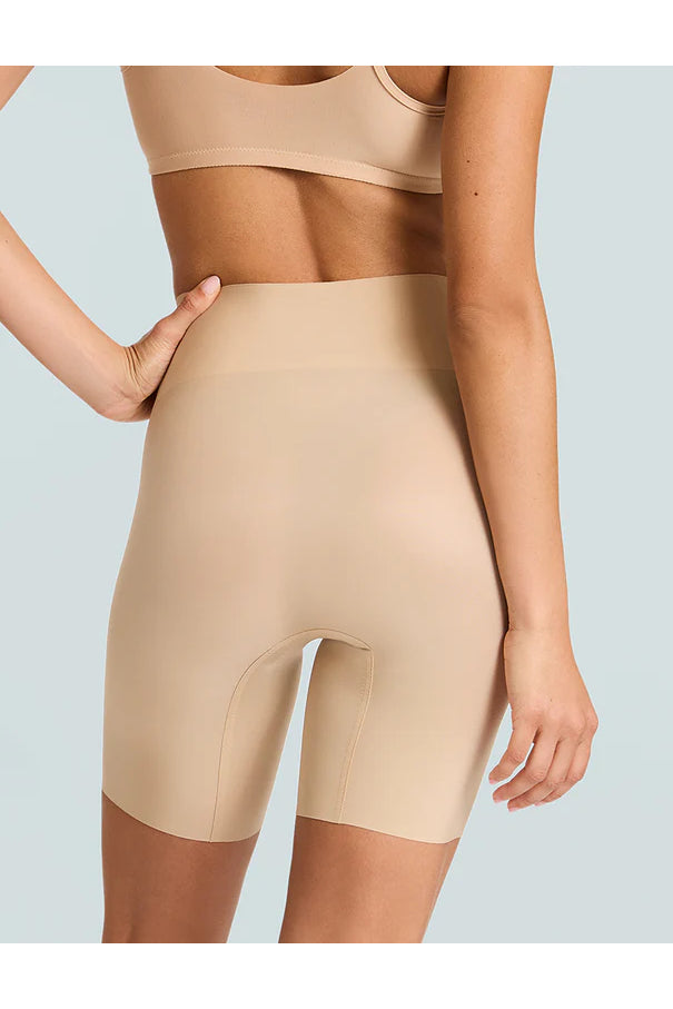 Zone Smoothing Short Beige