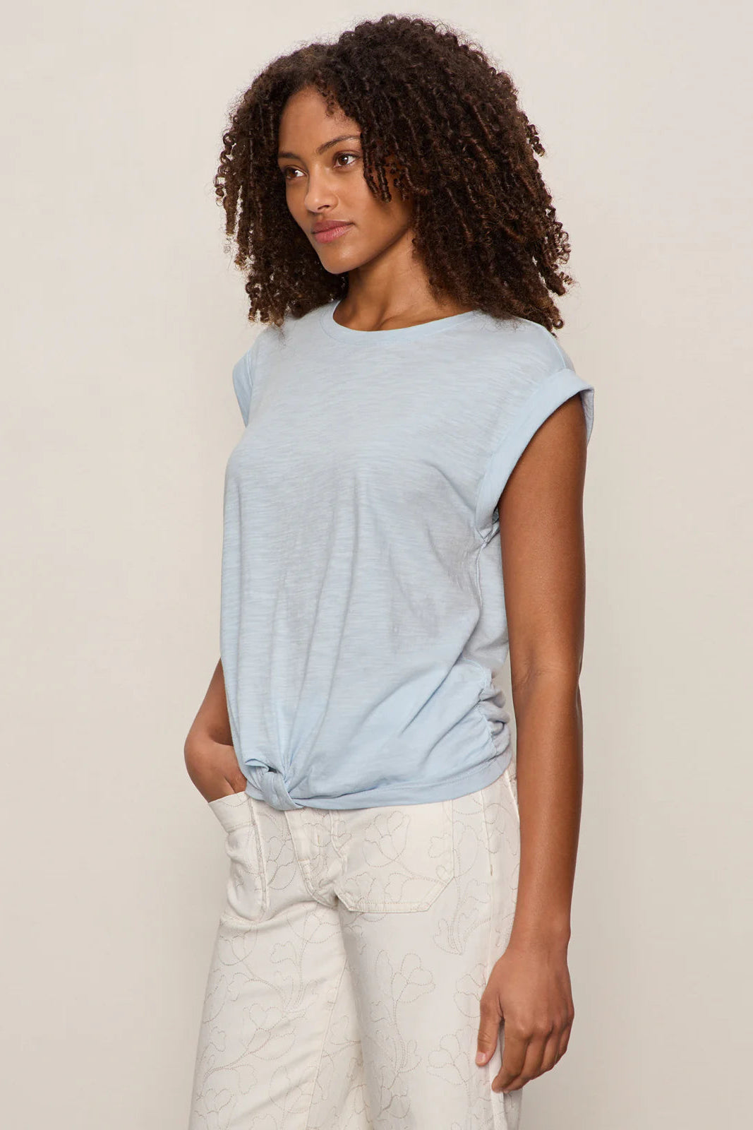 Knotted Muscle Tee Blue Aura