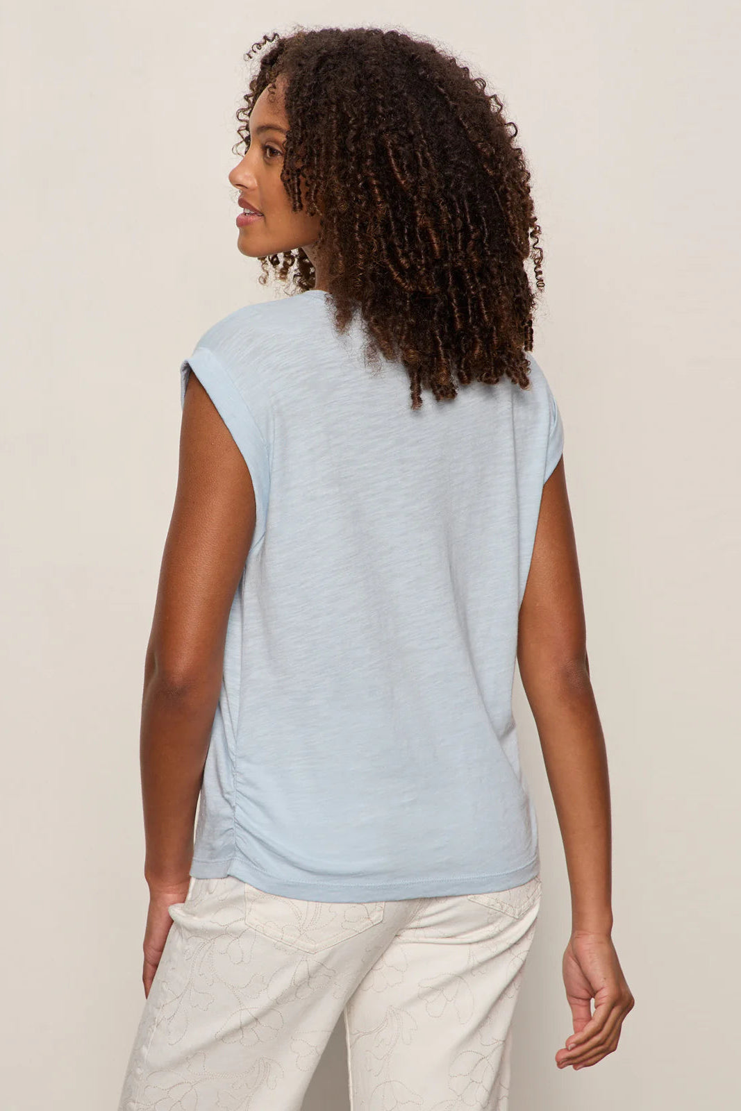 Knotted Muscle Tee Blue Aura