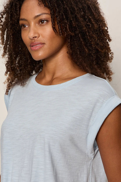 Knotted Muscle Tee Blue Aura