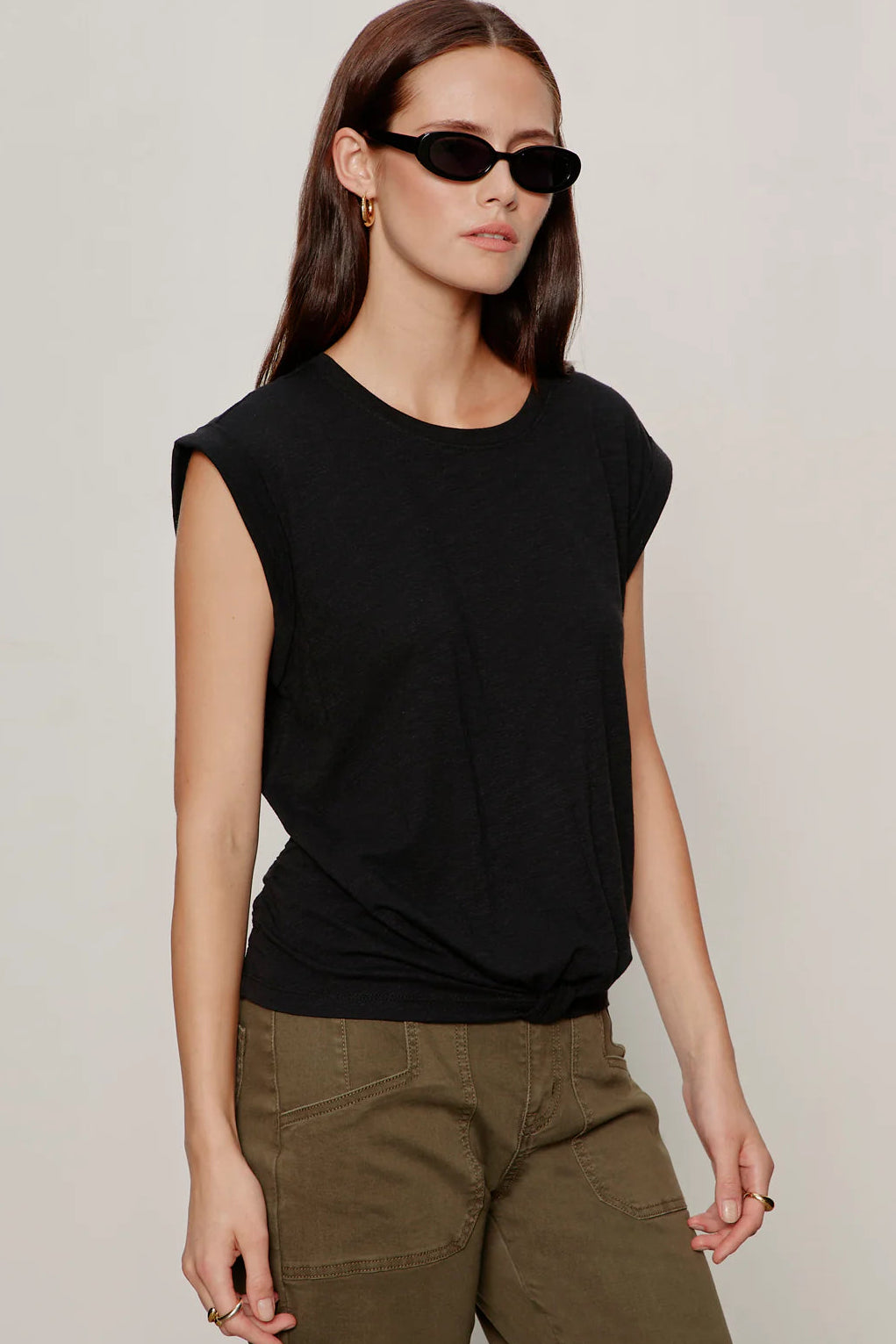 Knotted Muscle Tee Black