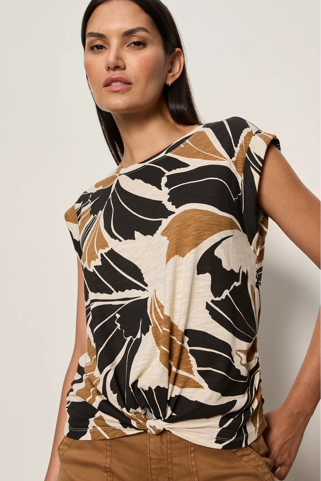 Knotted Muscle Tee Lotus