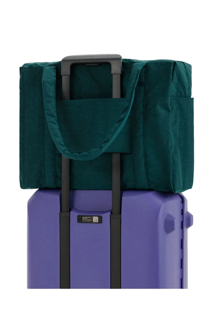 Cloud Carry-On Deep Sea