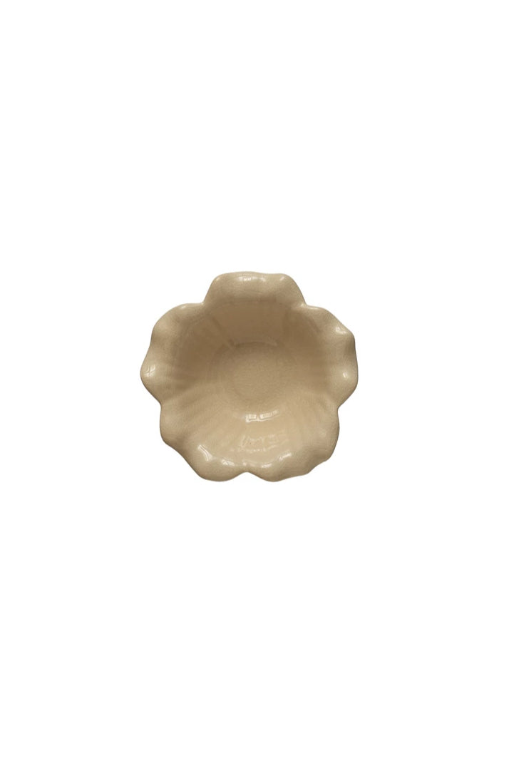Debossed Stoneware Flower Bowl