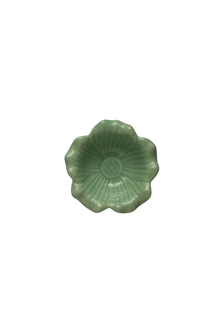 Debossed Stoneware Flower Bowl