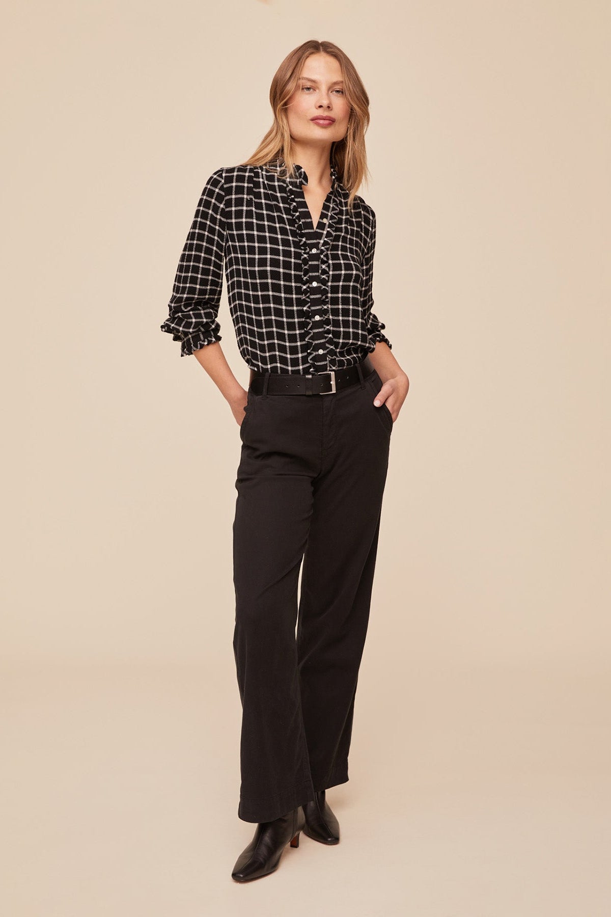 B20162-L94-304 - BUTTON DOWN SHIRT WITH RUFFLE EDGES