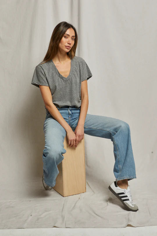 Hendrix Boxy V-Neck Tee Heather Grey