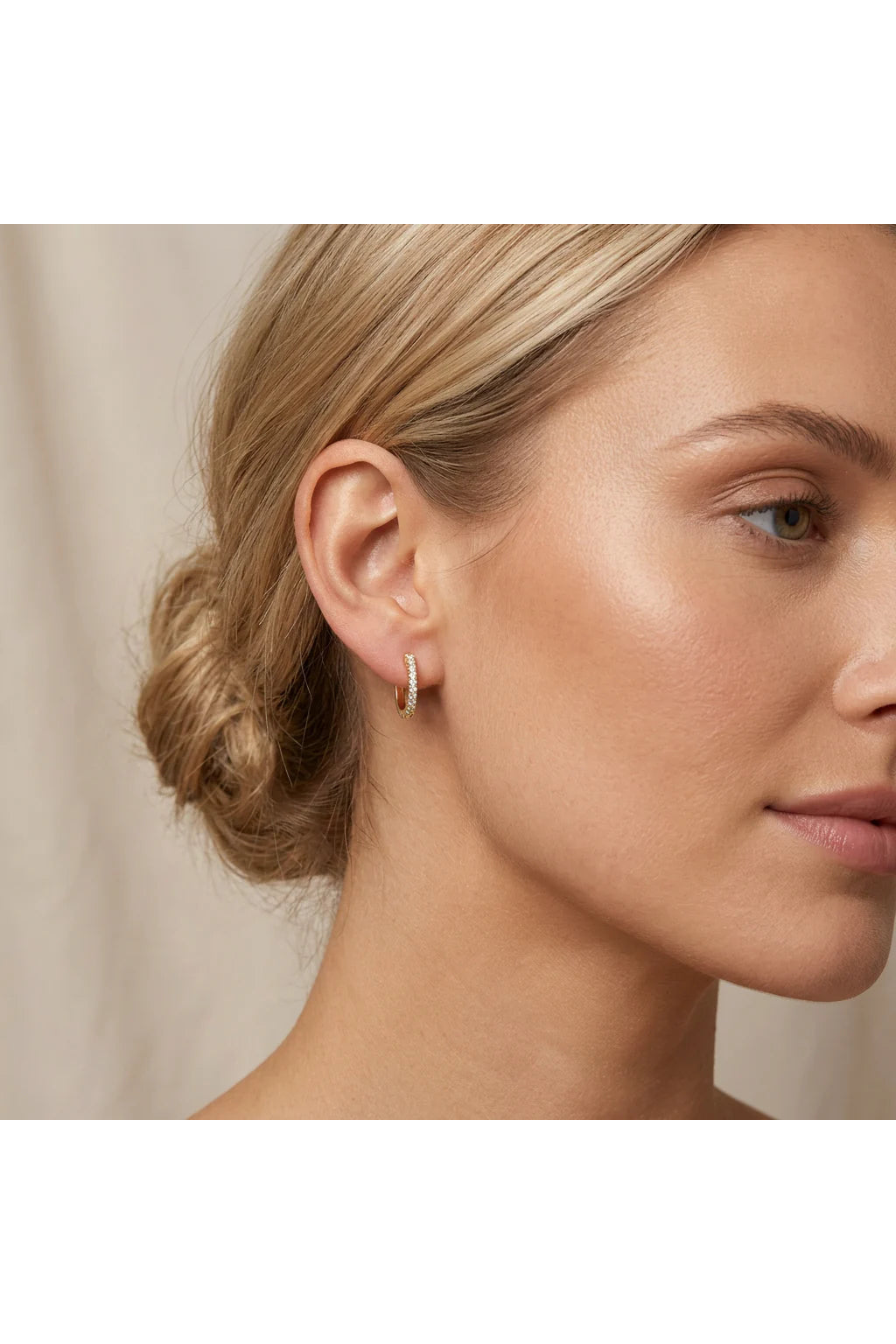 Half-Hearted Adventure? Never! Hoop Earrings Gold