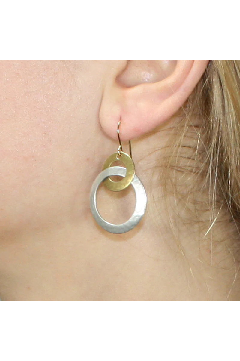 Intertwined Ring Earring