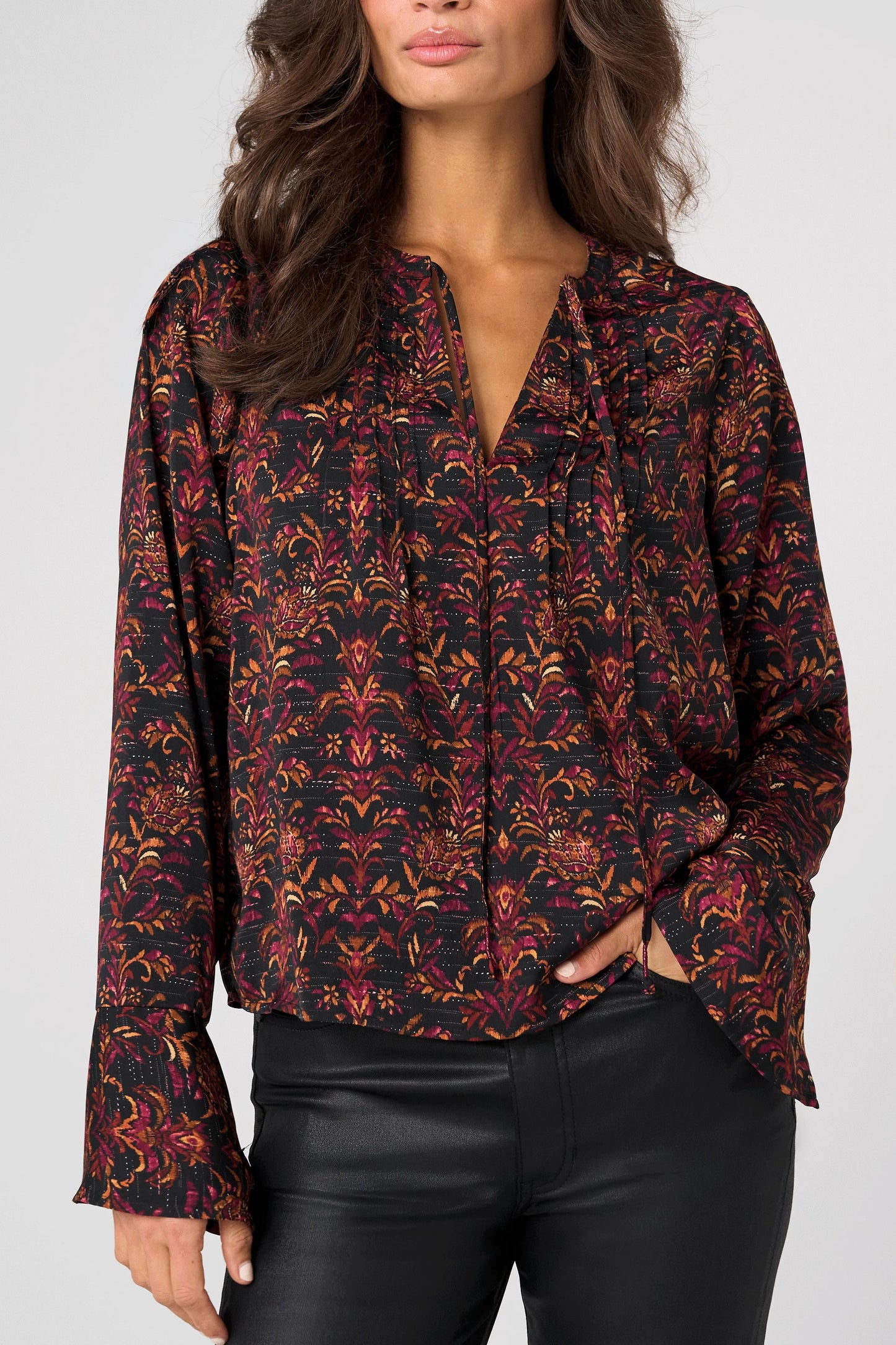 Band Collar Woven Top with Pintuck