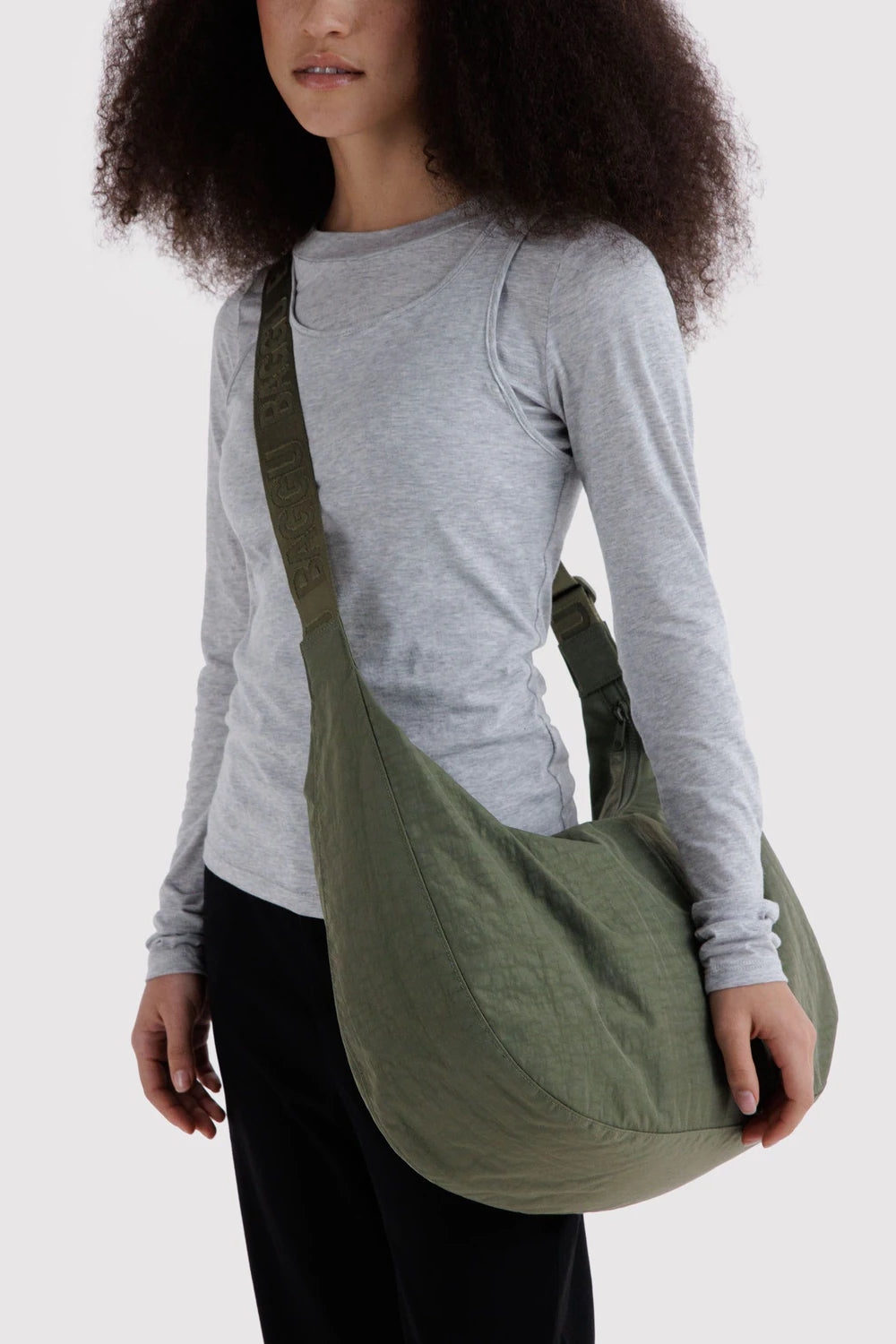 Large Nylon Crescent Bag Caper