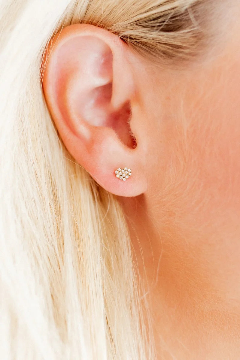 Leo Tiny Heart Screwback Studs Clear