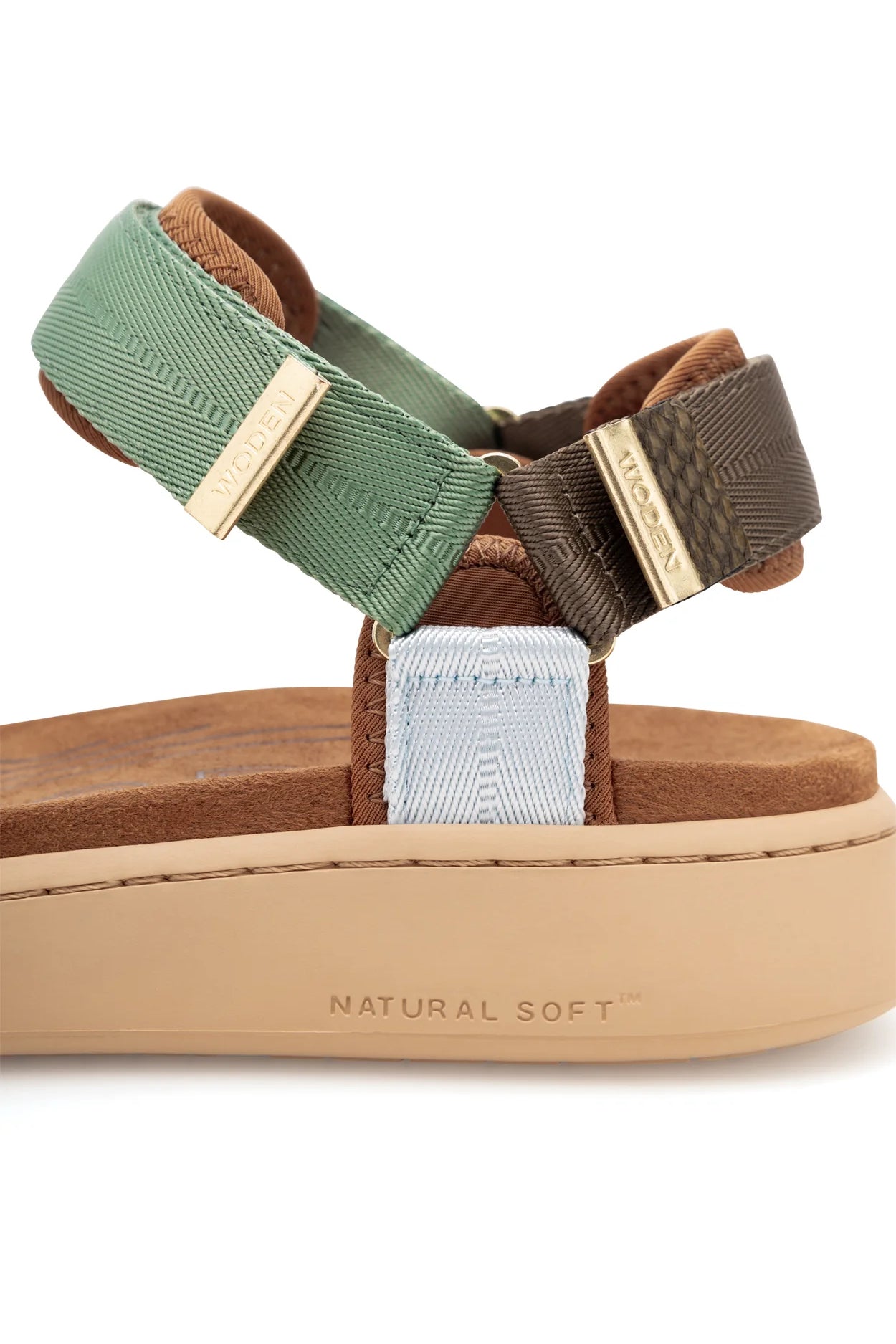 Line Sandal