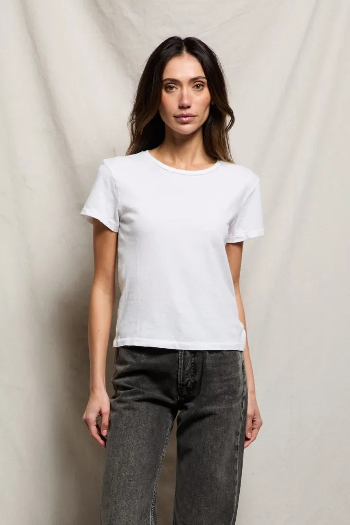 Lisa Fitted Tee White