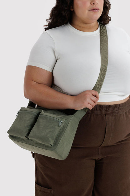 Medium Cargo Crossbody Caper