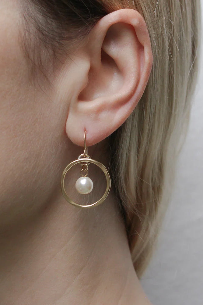 Medium Ring with Pearl Earring