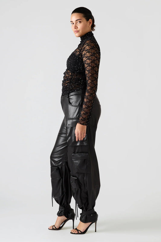 Baylee Long Sleeve Lace Top