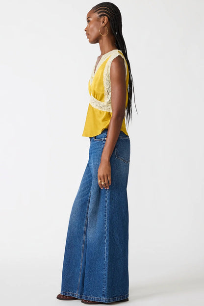 Elinor Sleeveless Lace Detail Top