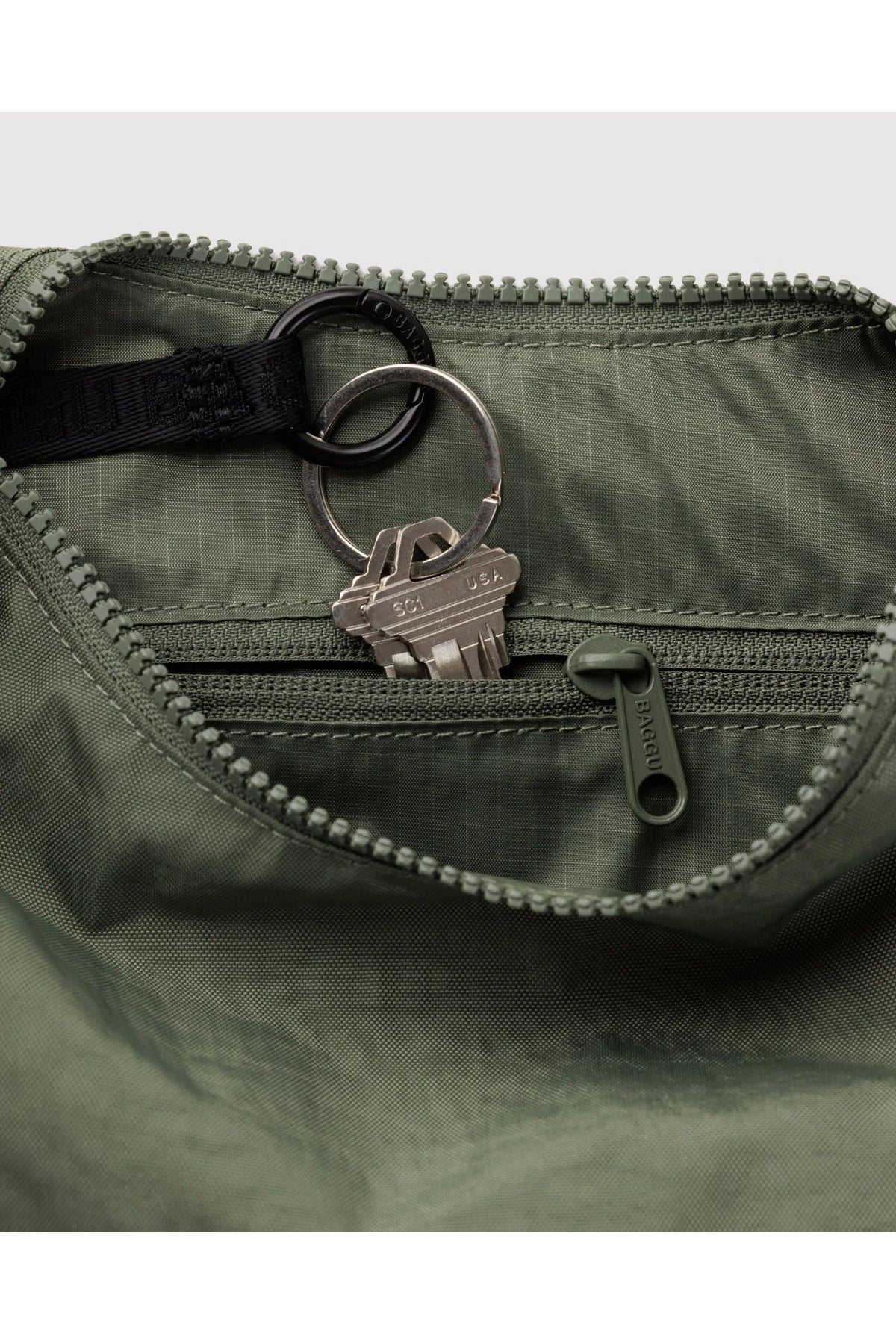 Small Nylon Crescent Bag Caper