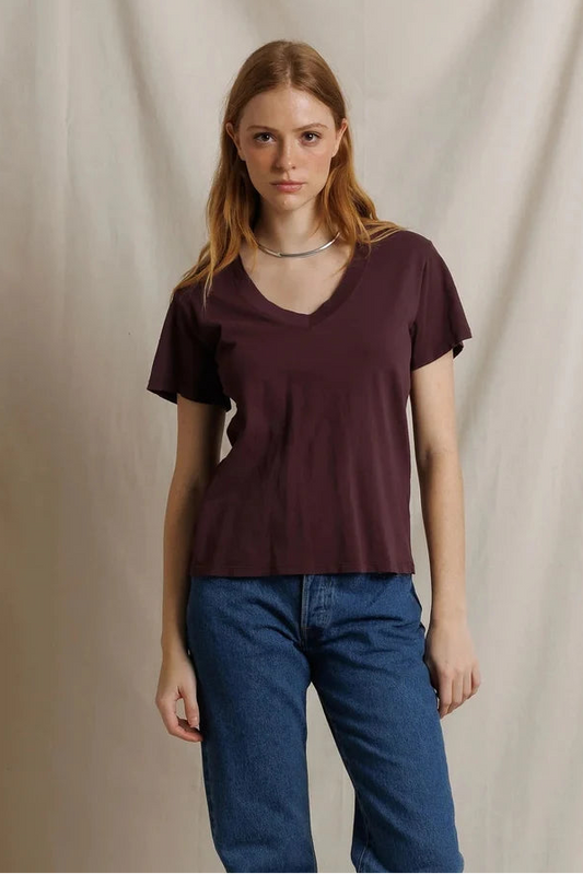Hendrix Boxy V-Neck Tee Cherry Lacquer