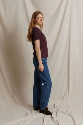 Hendrix Boxy V-Neck Tee Cherry Lacquer