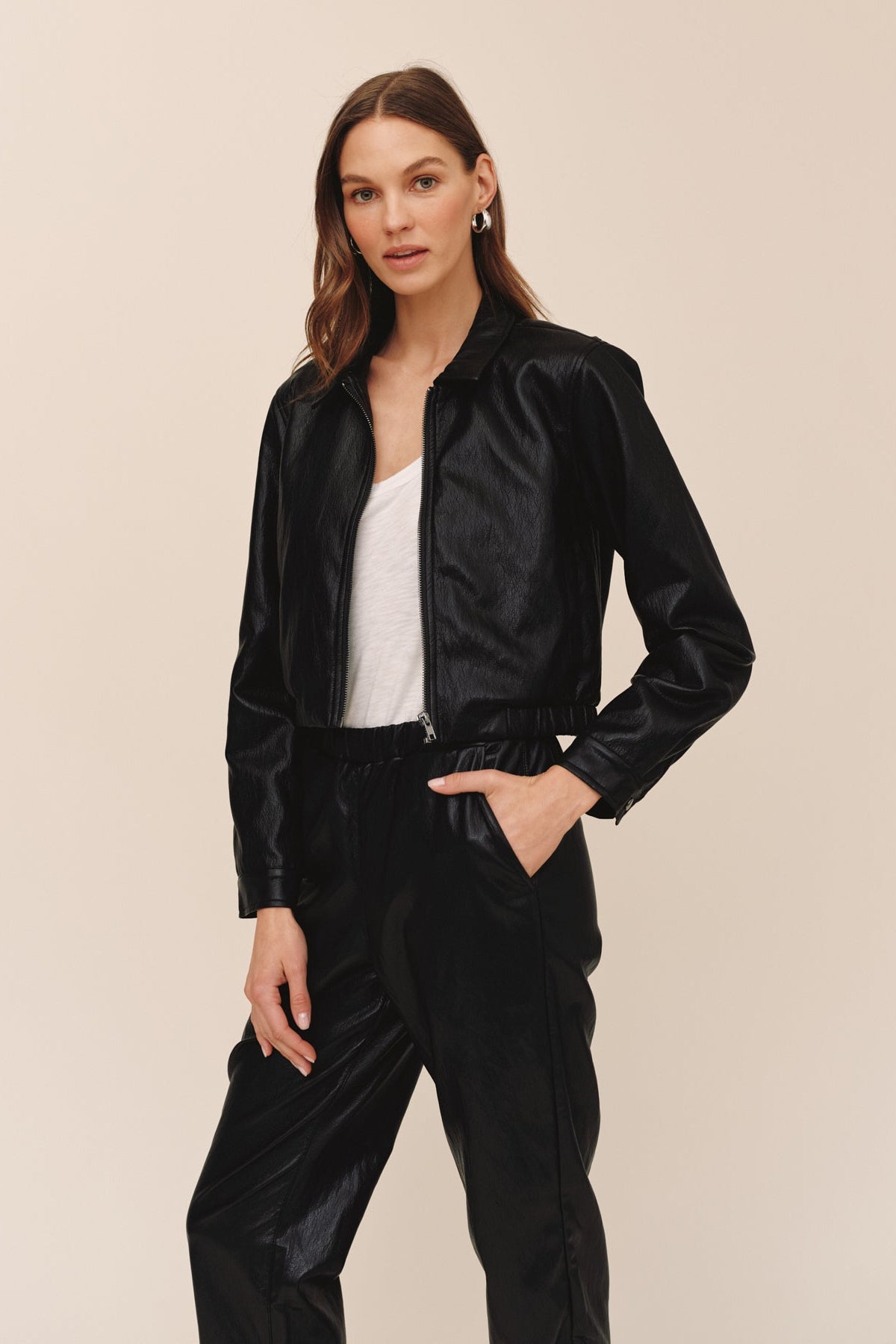 B20239-K08-300 - CROP BOMBER JACKET