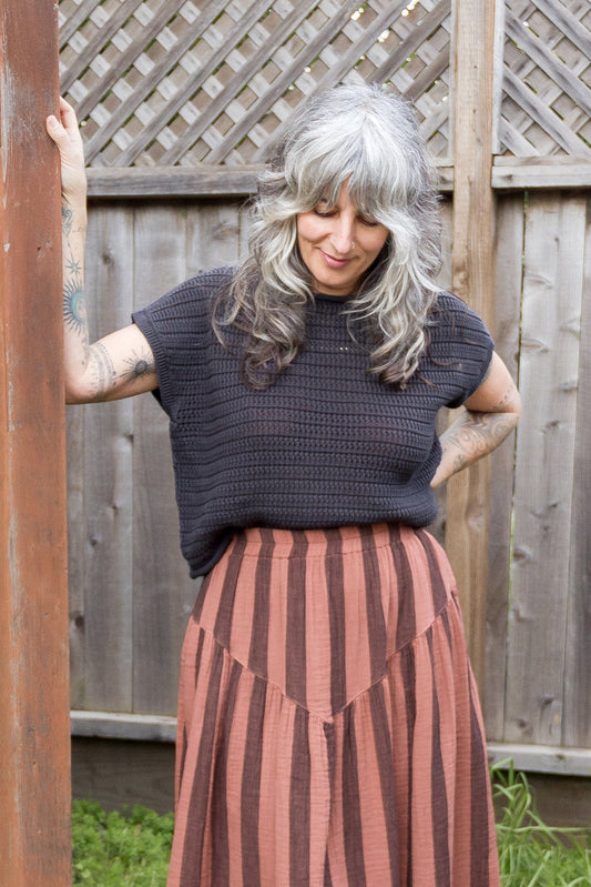 Niko Cropped Sleeveless Sweater Charcoal