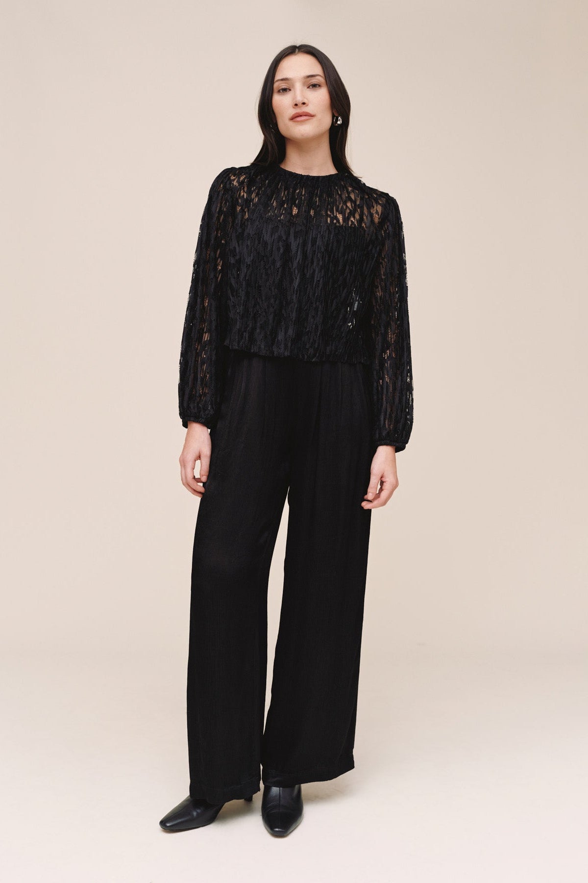 B3769-L72-302 - TRIPLE PLEATED WIDE LEG