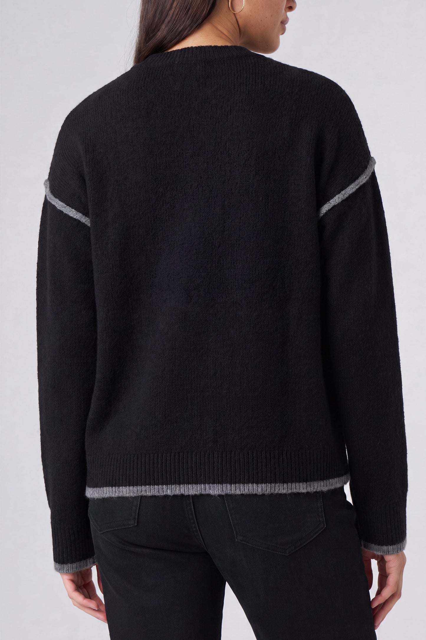 Sweater with Tulip Hem Black Heather Grey