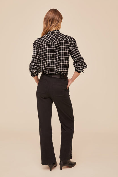 B20162-L94-304 - BUTTON DOWN SHIRT WITH RUFFLE EDGES